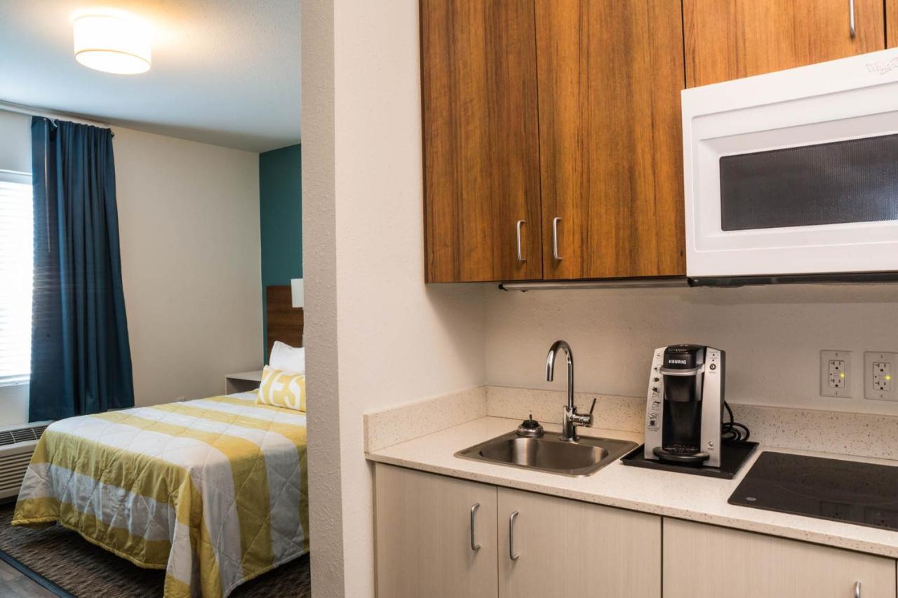 Uptown Suites Extended Stay Austin Tx - Downtown ภายนอก รูปภาพ